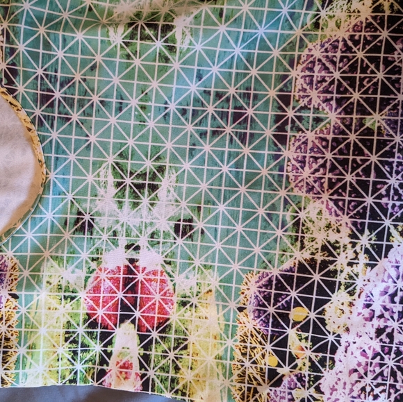 Lululemon racer back tank size 4 - Picture 2 of 4